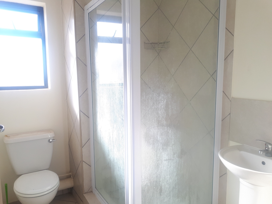 2 Bedroom Property for Sale in Kidds Beach Eastern Cape